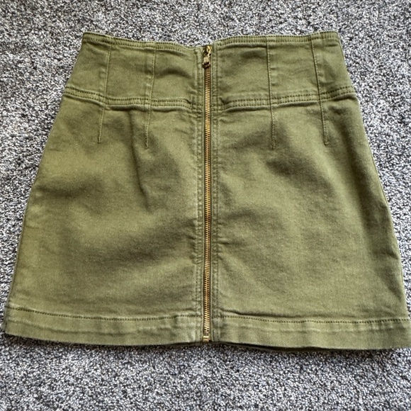 New Free People We The Free Green Zipper Front Denim Skirt - Picture 2 of 6